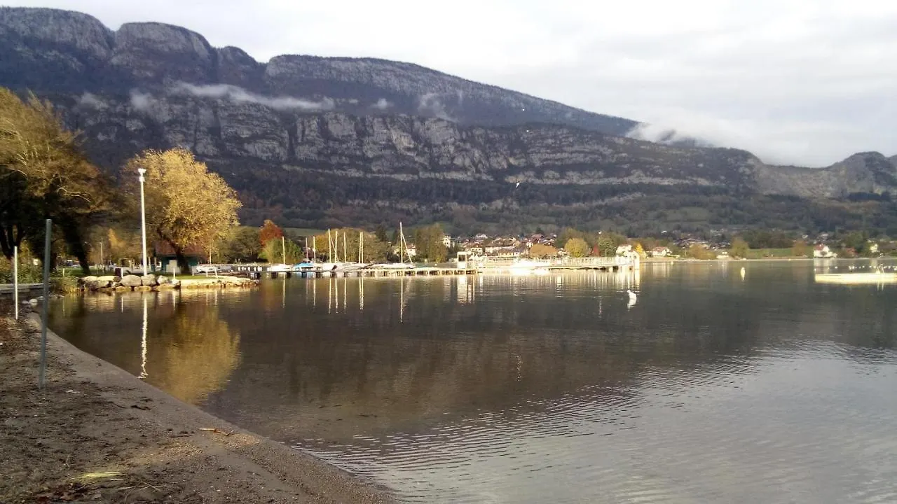 Cabin No 7 Annecy Lake Demi-Quartier Chalet
